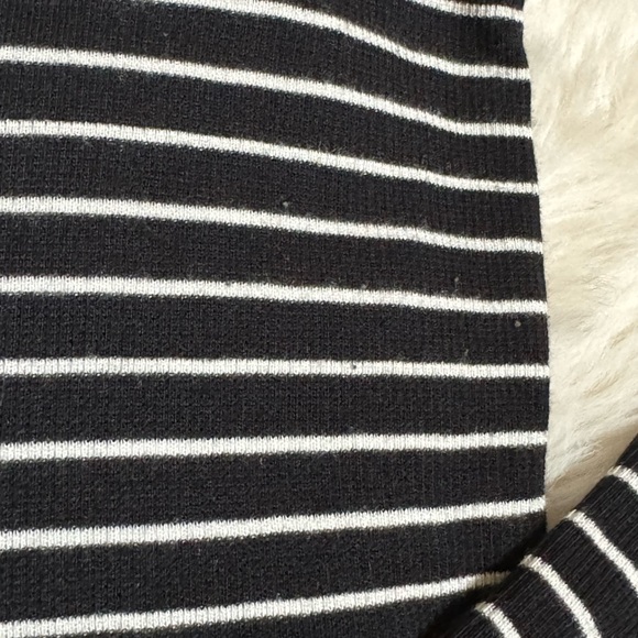 Marine Layer Top - Picture 5 of 6